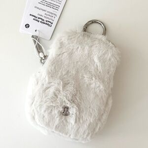 NWT Lululemon Clippable Nano Pouch Plush Fleece